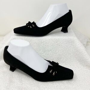 Stuart Weitzman Suede perforated kitten heel shoes size 9 women's